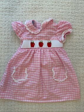 Girls Pink Gingham Apple Smocked Dress